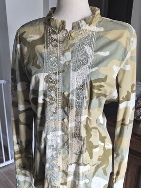 Johnny Was Workshop  Clothing Olive and Tan Camo Button-Down Shirt Lace Trim